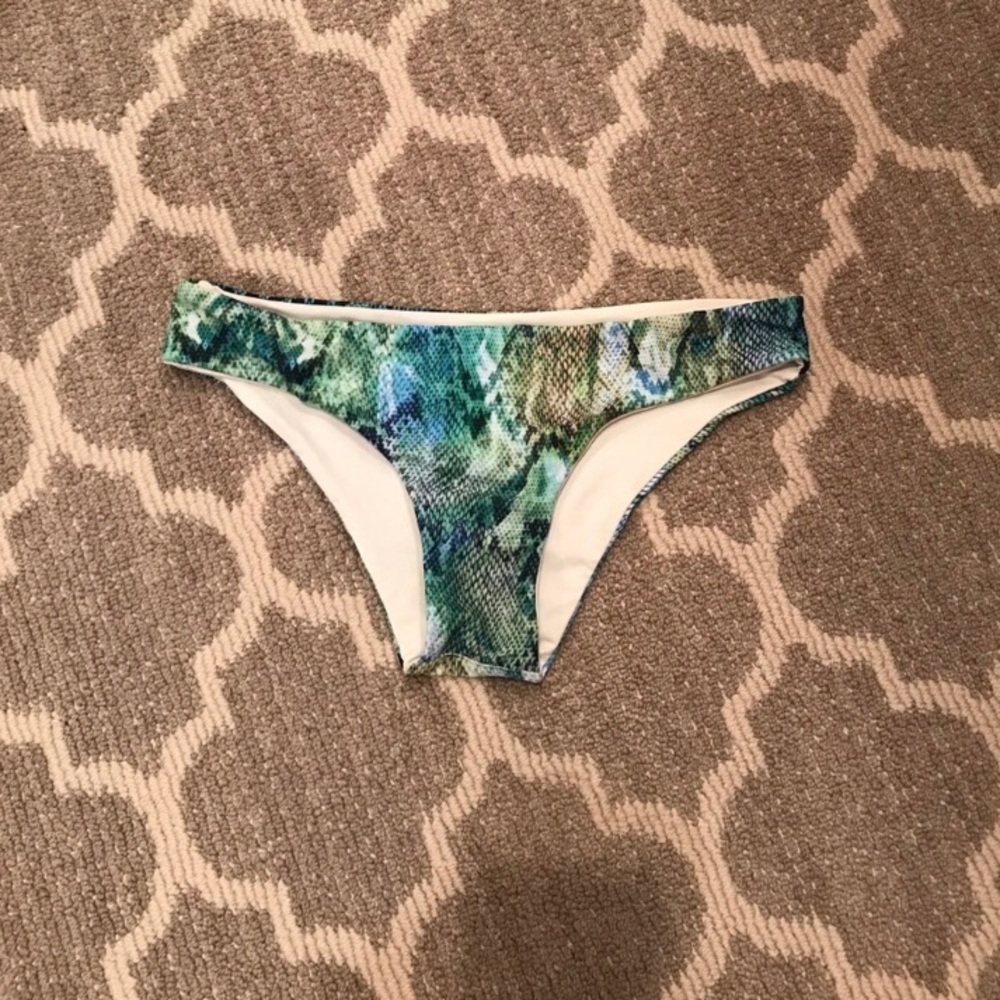 L* Space reversible snake skin bikini bottoms